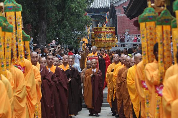 黄大仙三期内必开一肖助你实现目标的策略,黄大仙三期内必开一肖_{关键词3}