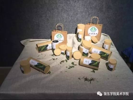 惊艳！90后美术老师画出1米巨幅哪吒，重塑传统文化新形象